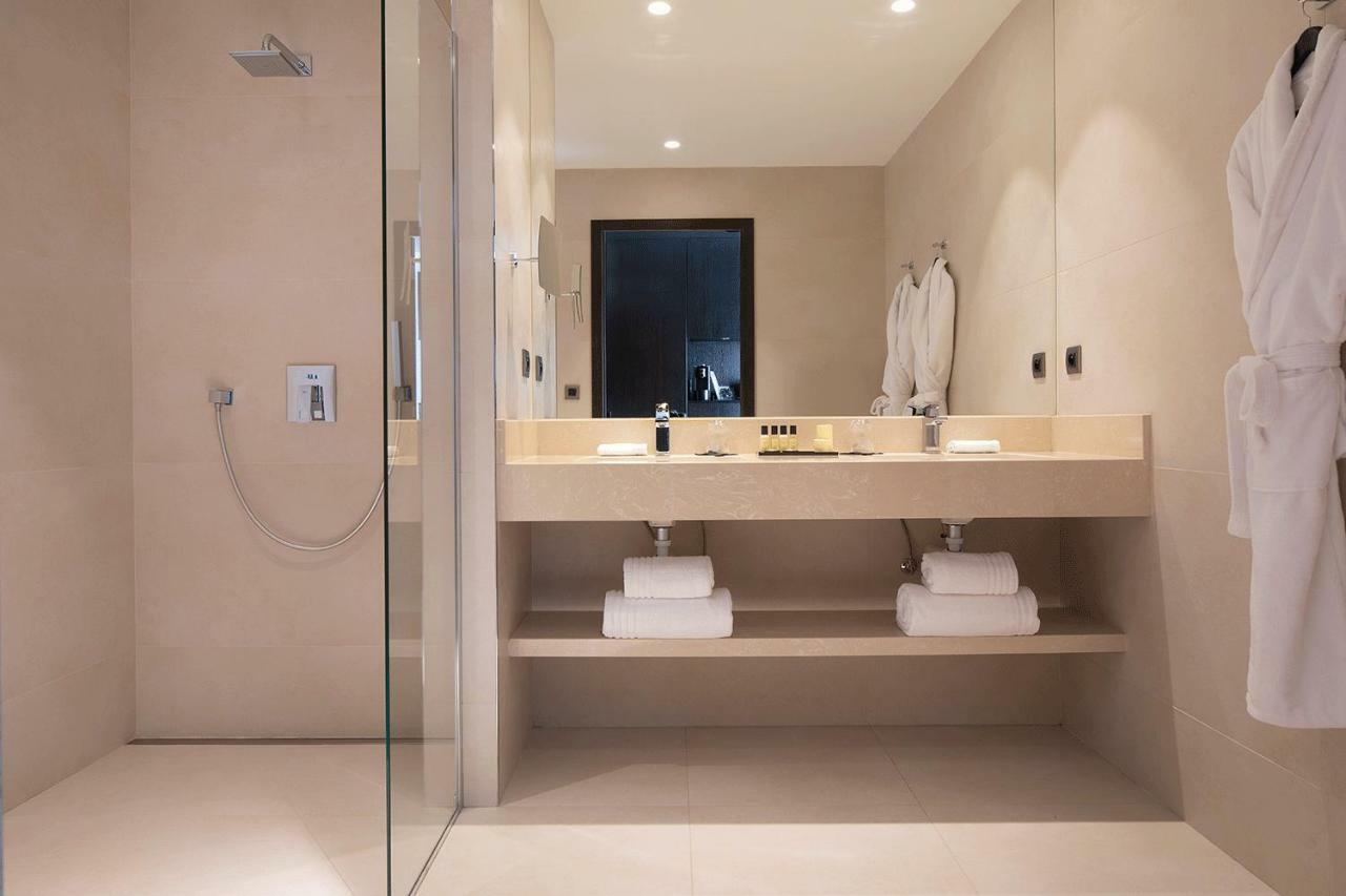Royal Hainaut Spa & Resort Hotel ヴァランシエンヌ エクステリア 写真