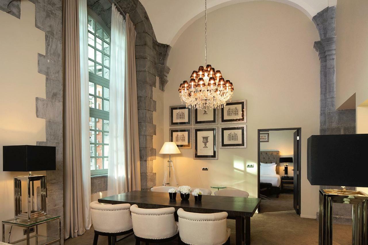 Royal Hainaut Spa & Resort Hotel ヴァランシエンヌ エクステリア 写真